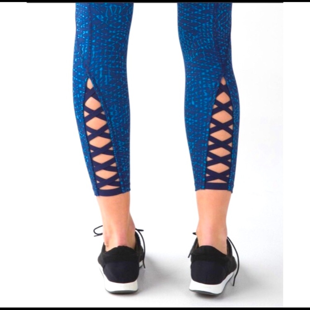 Lululemon Pure Practice leggings sz 6 Excellent condition 🔥 - Picture 4 of 7